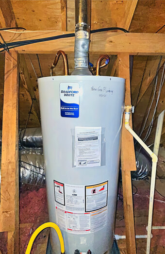 https://beaconsfieldhotwater.com.au/uploads/2025/06/electric-hot-water-system-90253.jpg