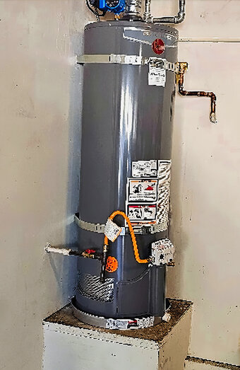 https://beaconsfieldhotwater.com.au/uploads/2025/06/electric-hot-water-system-97870.jpg