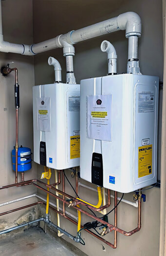 https://beaconsfieldhotwater.com.au/uploads/2025/06/hot-water-servicing-52956.jpg