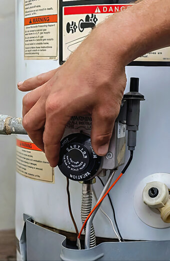 https://beaconsfieldhotwater.com.au/uploads/2025/06/hot-water-servicing-68760.jpg