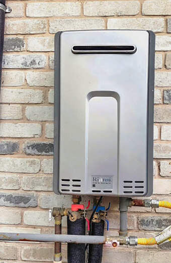 https://beaconsfieldhotwater.com.au/uploads/2025/06/instant-hot-water-systems-48570.jpg